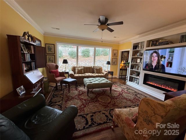 225 Kings Creek Court NE, Concord, NC 28025