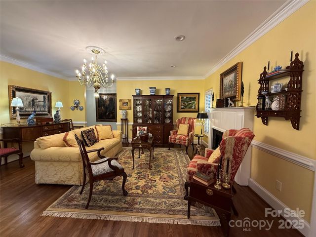 225 Kings Creek Court NE, Concord, NC 28025