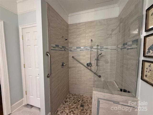 225 Kings Creek Court NE, Concord, NC 28025