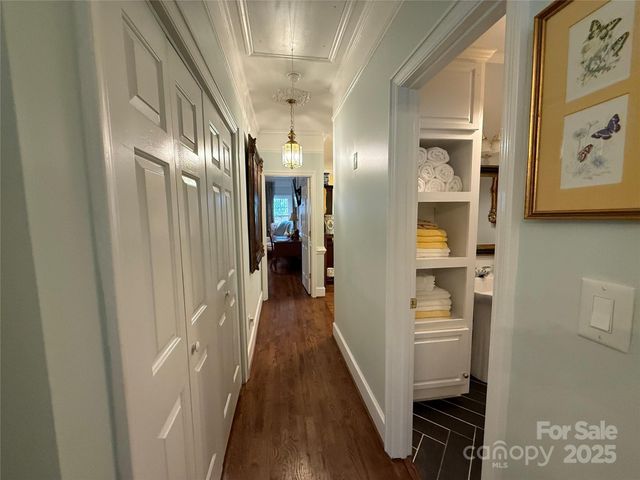 225 Kings Creek Court NE, Concord, NC 28025