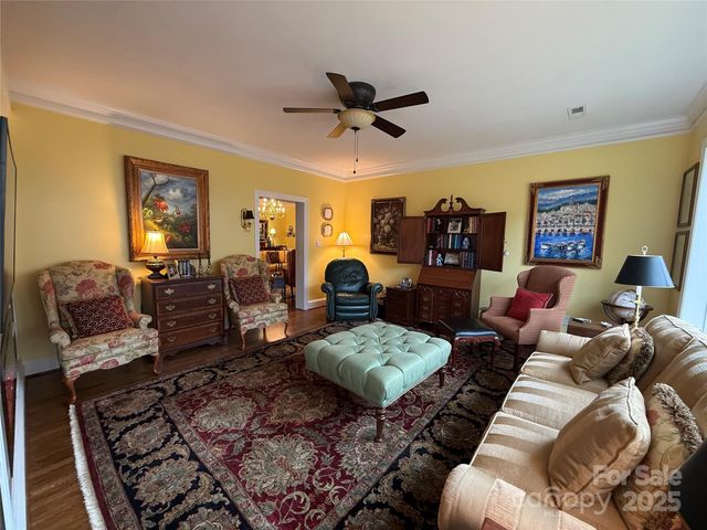 225 Kings Creek Court NE, Concord, NC 28025