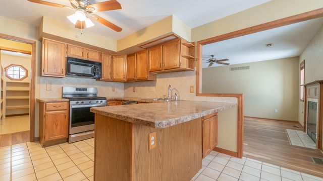 312 Fairfield Drive, Crown Point, IN 46307