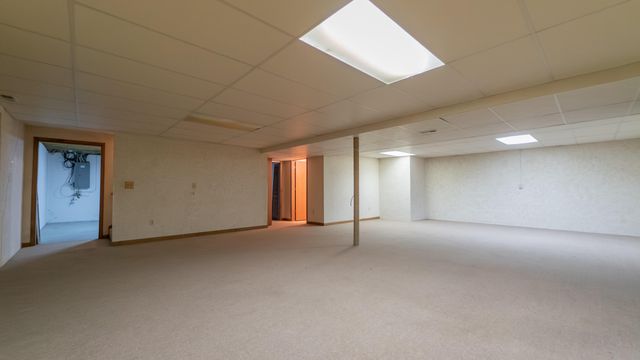 312 Fairfield Drive, Crown Point, IN 46307