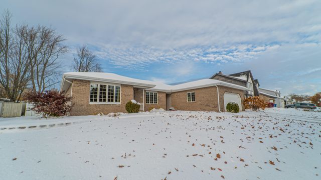 312 Fairfield Drive, Crown Point, IN 46307