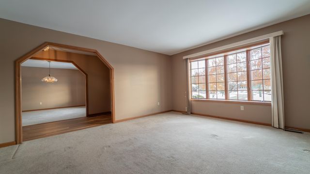 312 Fairfield Drive, Crown Point, IN 46307