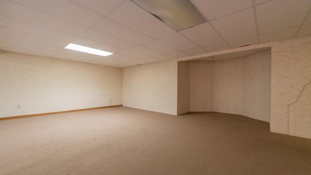 312 Fairfield Drive, Crown Point, IN 46307