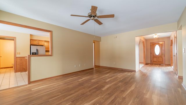 312 Fairfield Drive, Crown Point, IN 46307