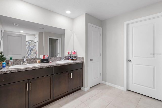 889 CALICO SCALLOP STREET, Ruskin, FL 33570