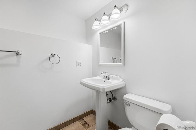 7240 Glacier View Road, Longmont, CO 80503