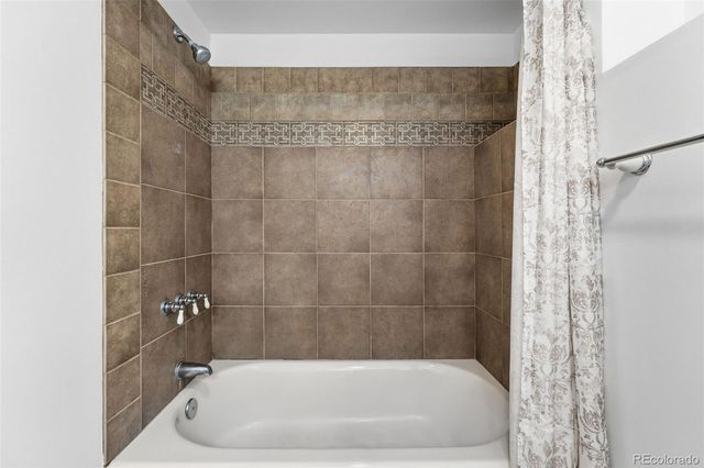 7240 Glacier View Road, Longmont, CO 80503