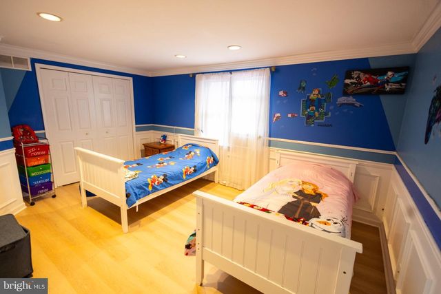 24 ROSE APPLE RD, Levittown, PA 19056