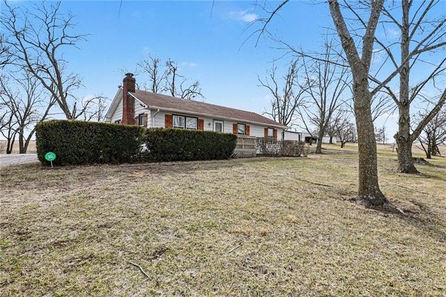 12120 SE West Road, Edgerton, MO 64444