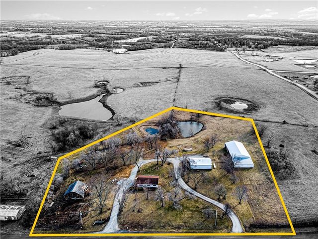 12120 SE West Road, Edgerton, MO 64444