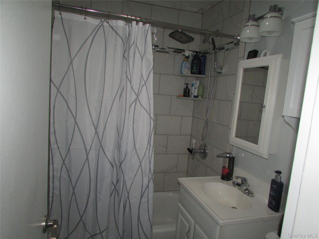 90 Paggi Terrace, Wappingers Falls, NY 12590