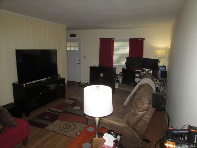 90 Paggi Terrace, Wappingers Falls, NY 12590