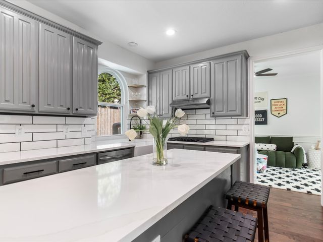 4107 Plumwood Drive, Arlington, TX 76016