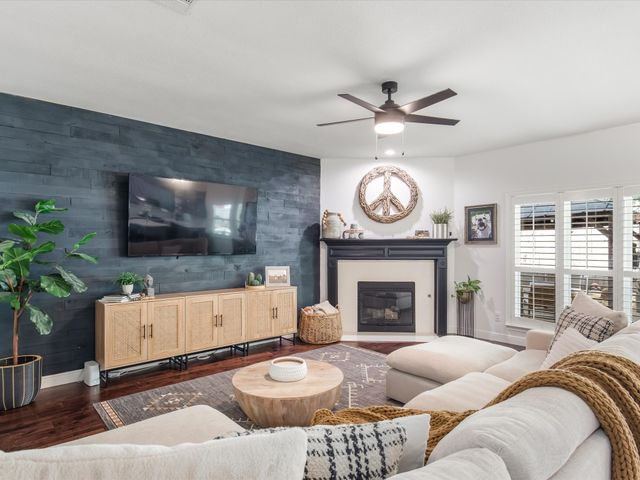 4107 Plumwood Drive, Arlington, TX 76016