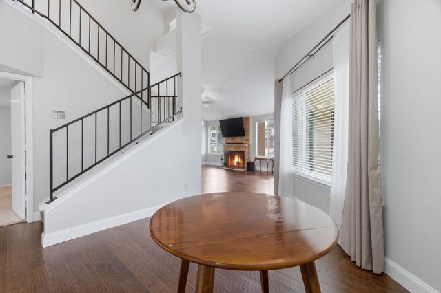 633 Hunters Glen Street, Lewisville, TX 75067