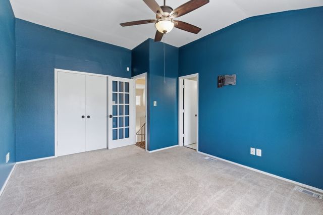 633 Hunters Glen Street, Lewisville, TX 75067