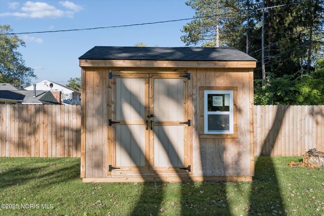 4754 Imperial Drive, Toledo, OH 43623