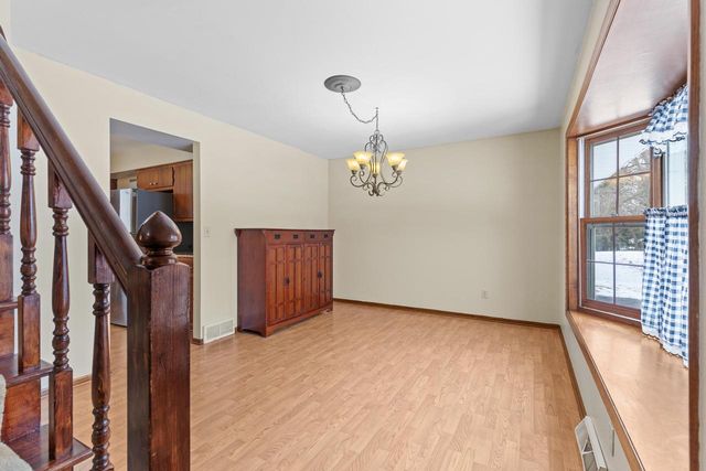 S38W27600 Windsong RIDGE, Waukesha, WI 53189