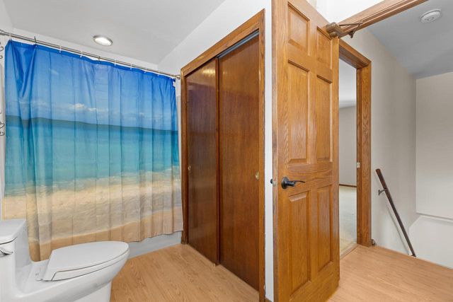 S38W27600 Windsong RIDGE, Waukesha, WI 53189