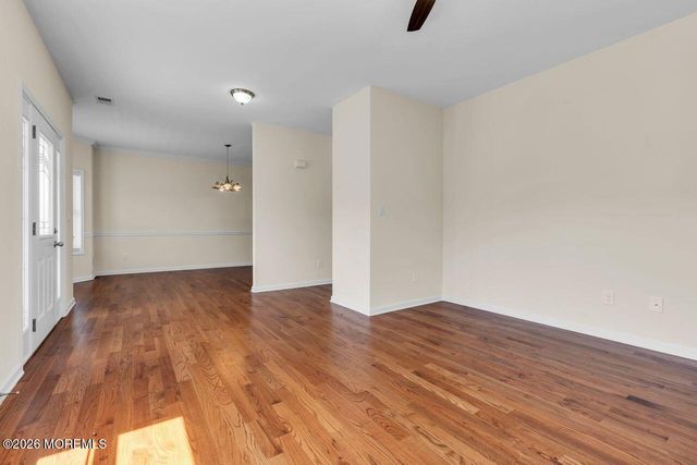 507 Edmunds Avenue, Union Beach, NJ 07735