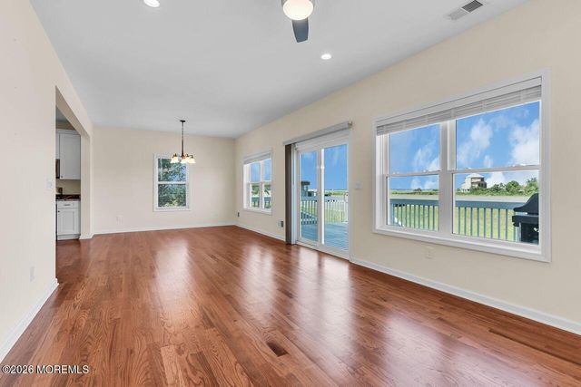 507 Edmunds Avenue, Union Beach, NJ 07735