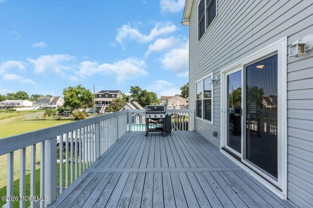 507 Edmunds Avenue, Union Beach, NJ 07735