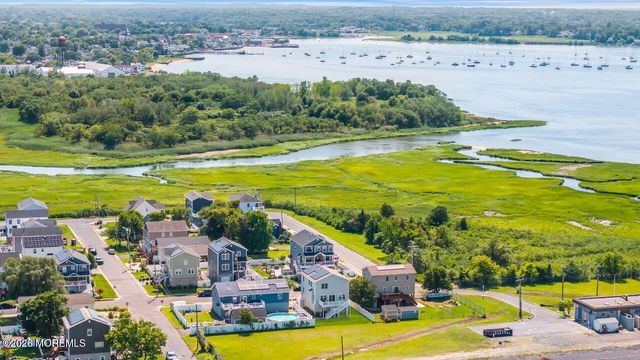 507 Edmunds Avenue, Union Beach, NJ 07735