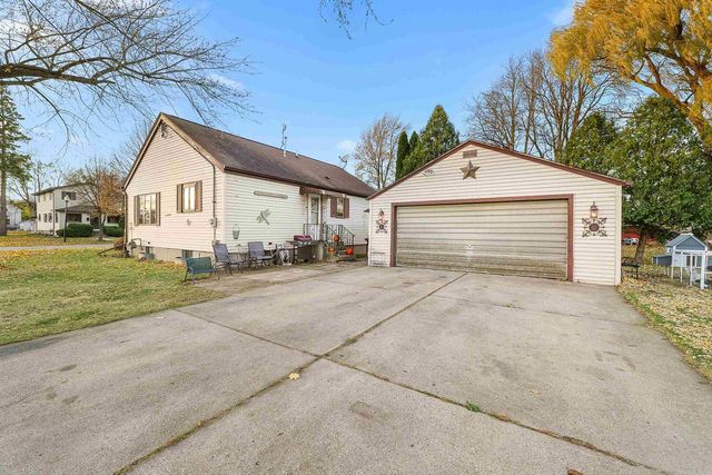 1000 WISCONSIN AVENUE, North Fond Du Lac, WI 54937