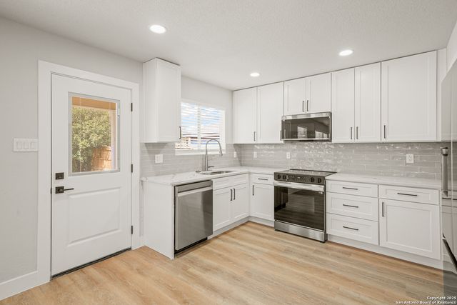 24615 Corral Gables, San Antonio, TX 78261