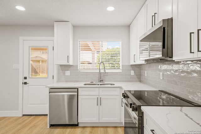 24615 Corral Gables, San Antonio, TX 78261