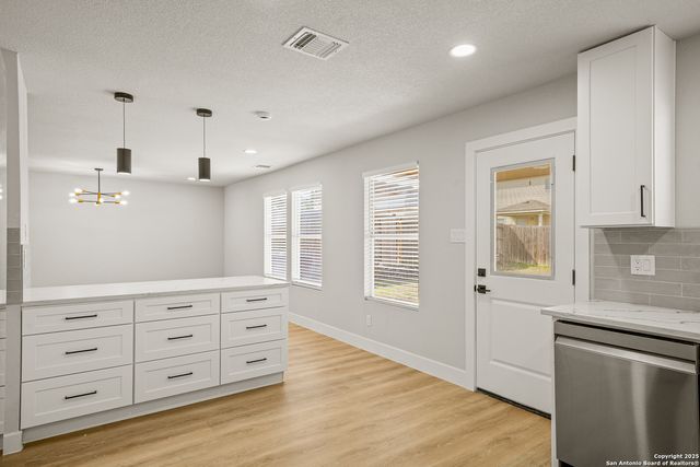 24615 Corral Gables, San Antonio, TX 78261