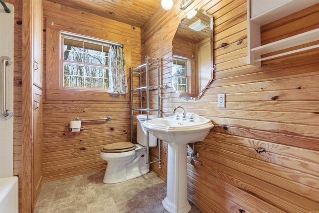 5621 Salt Creek Road, Benton, AR 72019