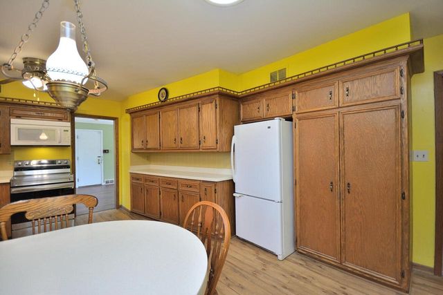 12700 Dunwoody DRIVE, Elm Grove, WI 53122