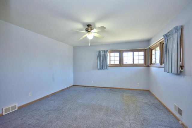 12700 Dunwoody DRIVE, Elm Grove, WI 53122