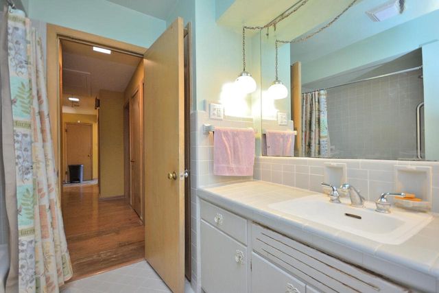 12700 Dunwoody DRIVE, Elm Grove, WI 53122