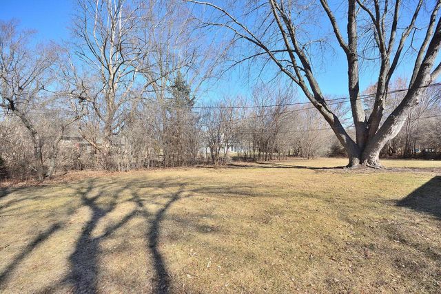 12700 Dunwoody DRIVE, Elm Grove, WI 53122