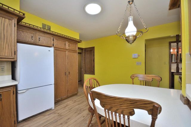 12700 Dunwoody DRIVE, Elm Grove, WI 53122