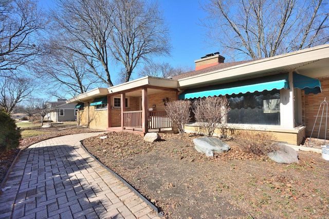 12700 Dunwoody DRIVE, Elm Grove, WI 53122