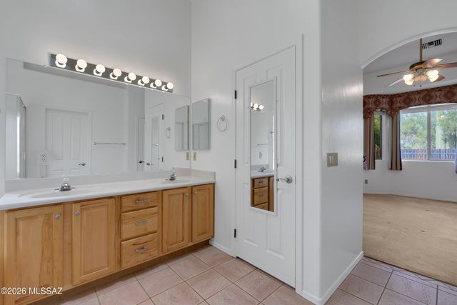 2702 S Falcon View Drive, Tucson, AZ 85713