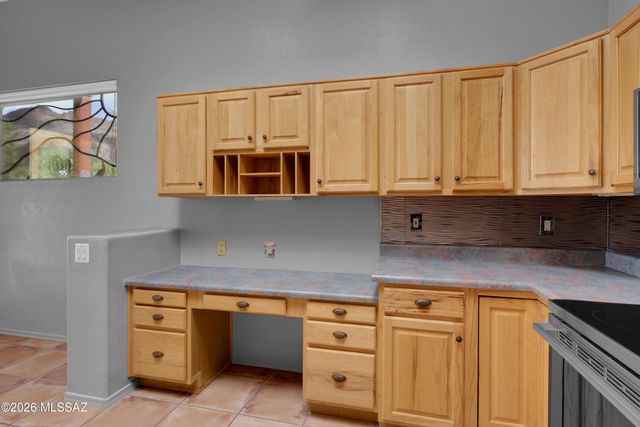2702 S Falcon View Drive, Tucson, AZ 85713