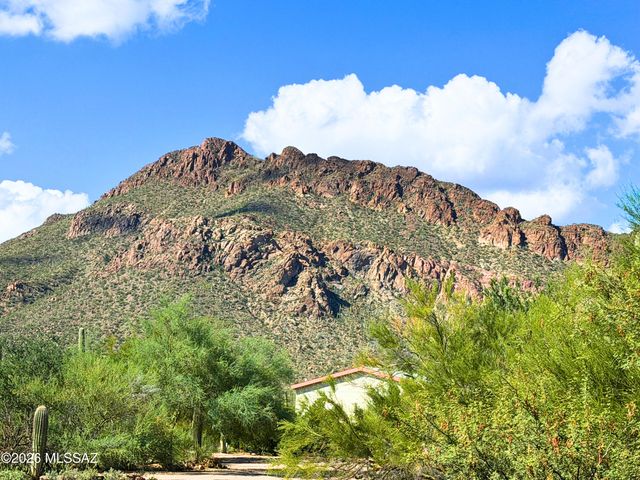2702 S Falcon View Drive, Tucson, AZ 85713