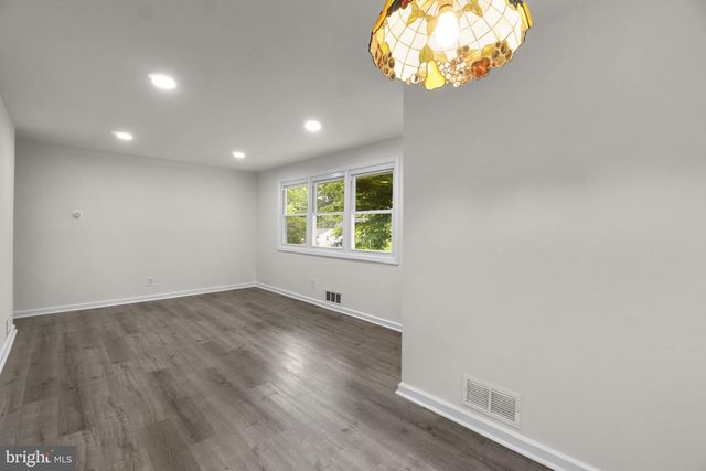 3658 CLIFMAR RD, Baltimore, MD 21244