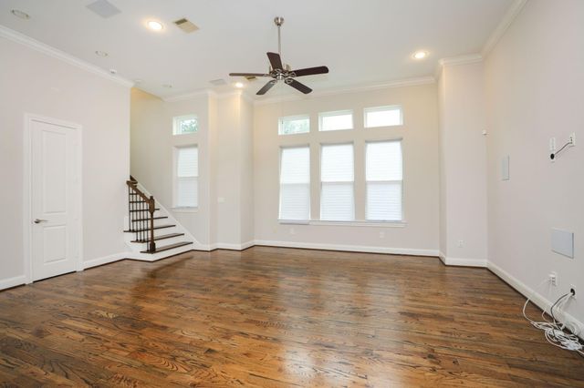 2212 Stuart Street, Houston, TX 77004