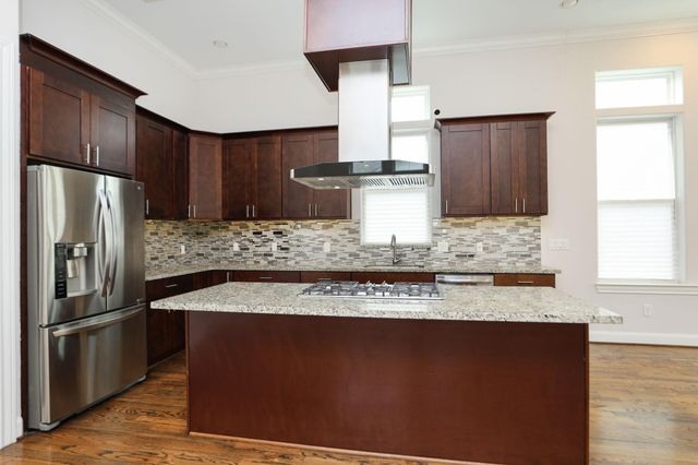 2212 Stuart Street, Houston, TX 77004