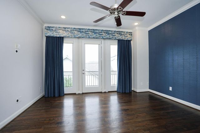 2212 Stuart Street, Houston, TX 77004