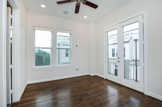 2212 Stuart Street, Houston, TX 77004