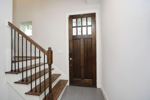 2212 Stuart Street, Houston, TX 77004